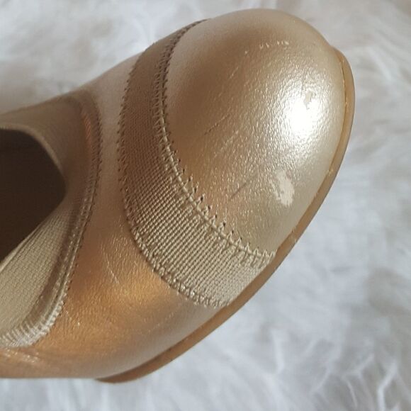 Stuart Weitzman Vintage Heels Pumps Gold Elastic Top Trim Block Heel Size 7.5 - Picture 16 of 16